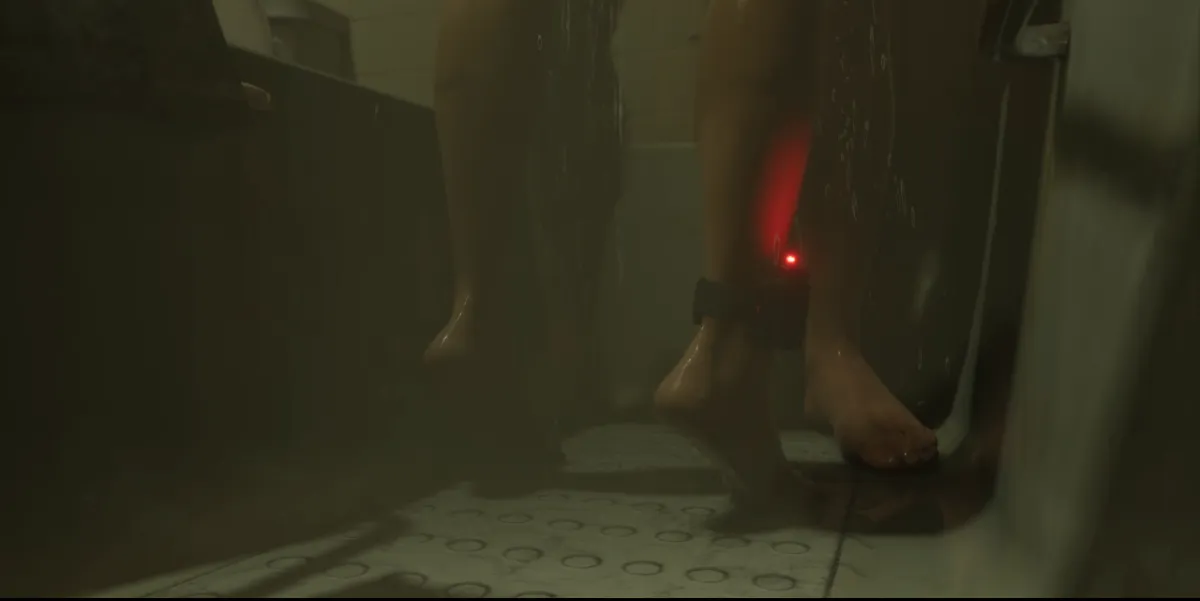 GTA6 Lucia's ankle monitor